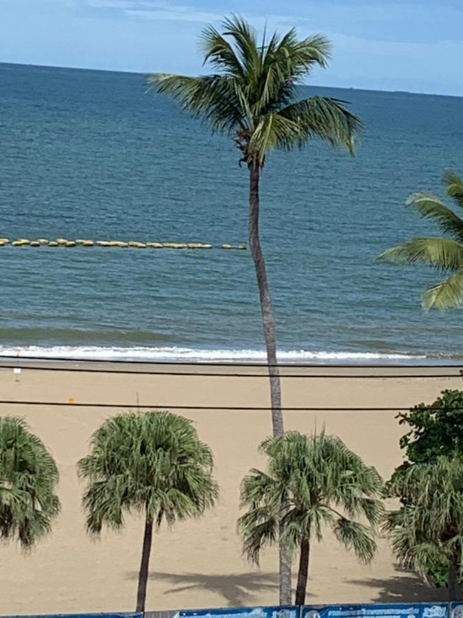 Bambus Motel Pantai Jomtien Bagian luar foto