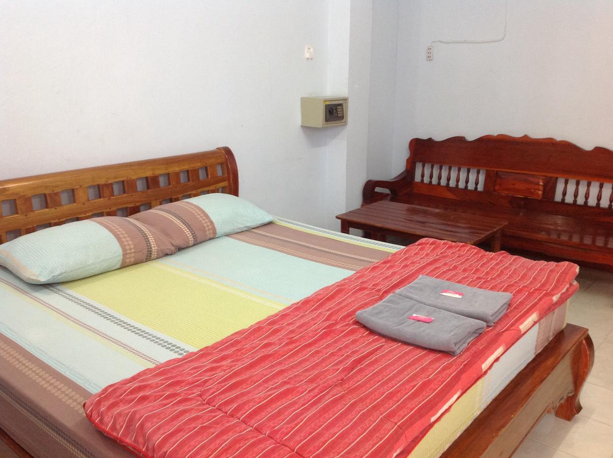 Bambus Motel Pantai Jomtien Bagian luar foto